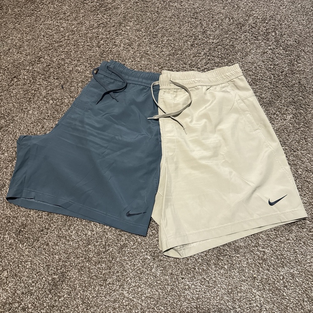 Nike Men's Athletic Shorts - Navy and Beige